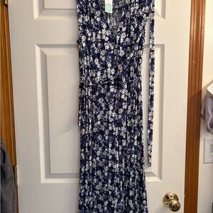 Floral Navy and White sleeveless Dress